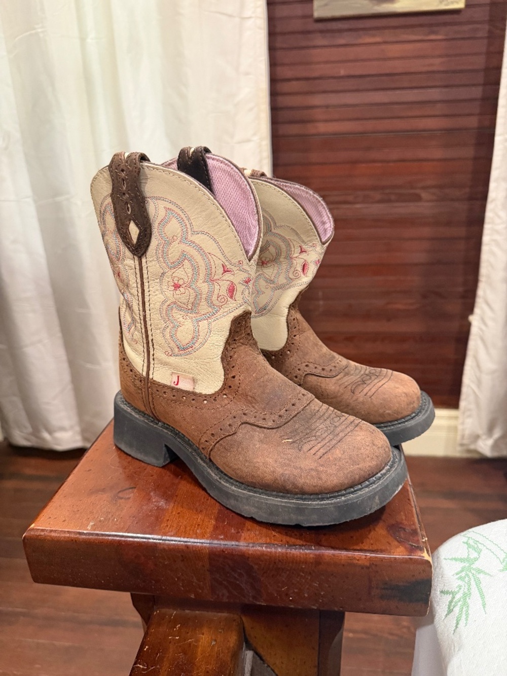 Justin boots